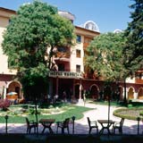 Отель Estreya Palace & Residence 