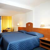 Гостиница Мадара